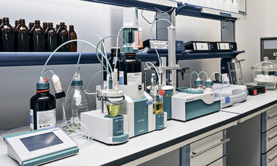 Лаборатории